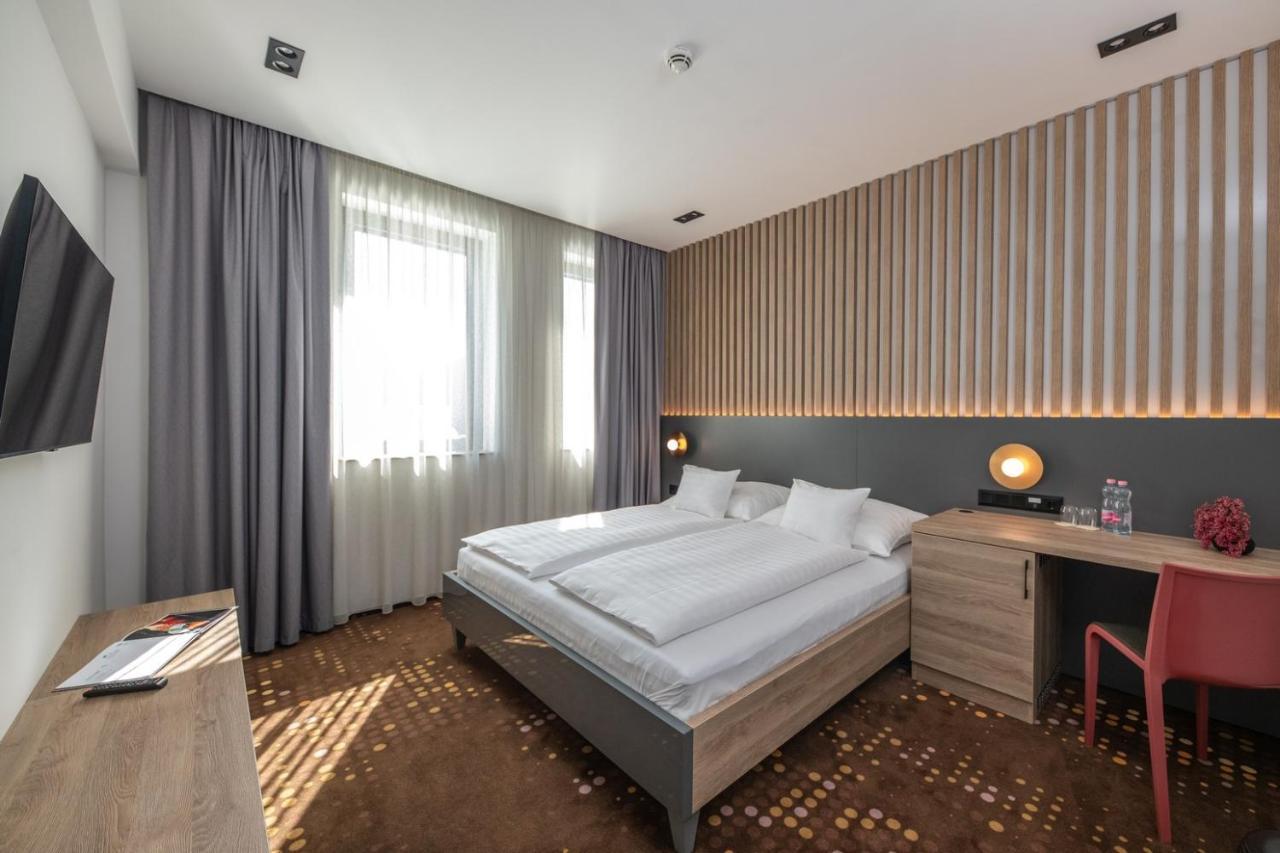 Inárcs Flow Hotel & Conference מראה חיצוני תמונה