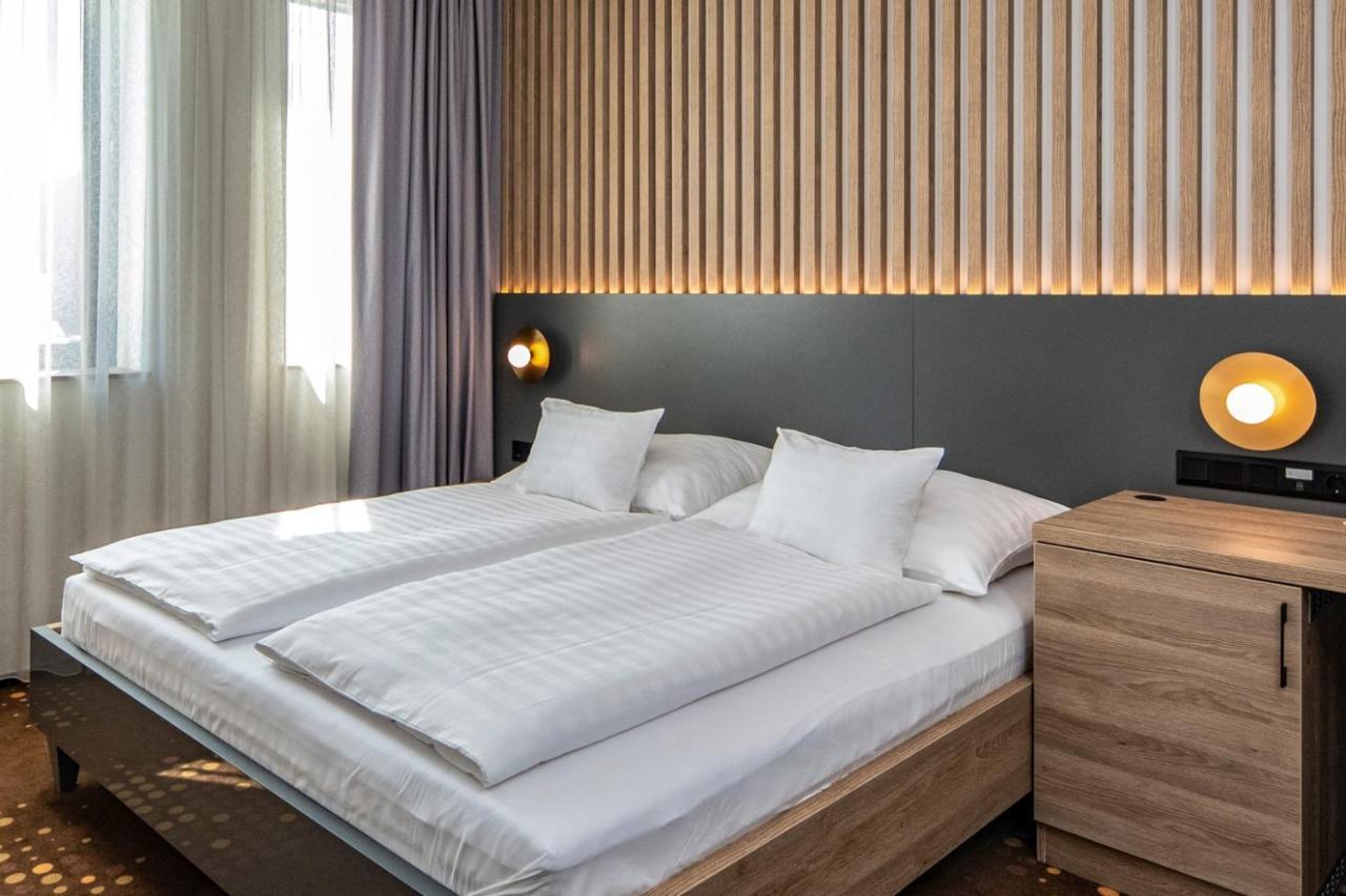 Inárcs Flow Hotel & Conference מראה חיצוני תמונה